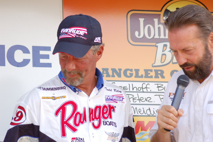 4E0A5590-0263-4862-853A-D481F27C139E