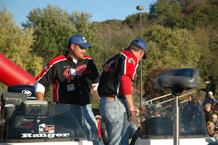 4E2712C4-108B-4A95-80BA-F39A2A86AEFD