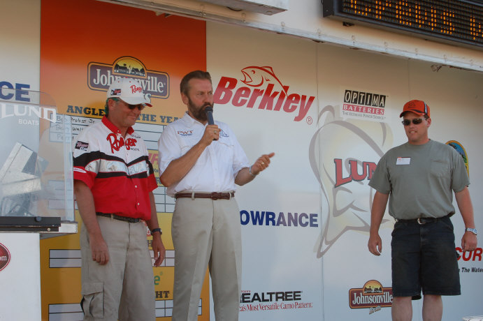 4E3809B3-DF4A-424A-832B-C4C968E5B5AE