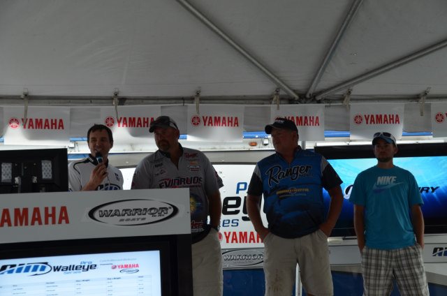 4E3A4C83-7909-4E0D-8B66-1591113DA32C