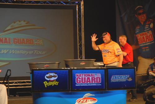 4E401C89-639B-477F-90DA-E339E67002EF