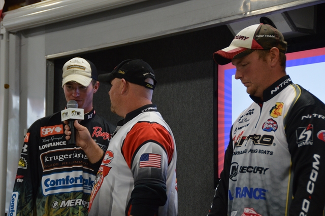 4E51021E-6D3E-435F-818A-2E0B6F2AC1C3