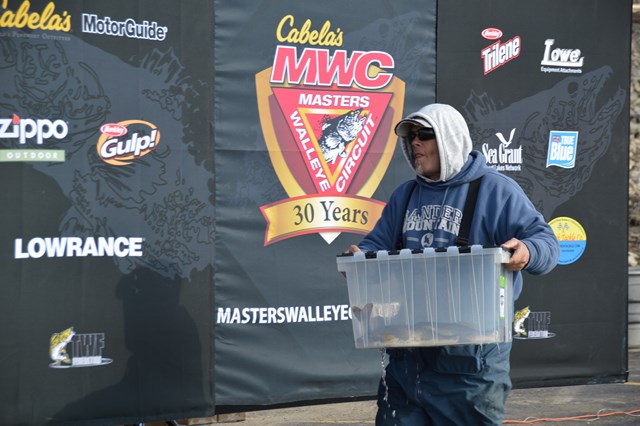 4EDCEA5A-4C85-408C-9C36-6FDA5F9589C7