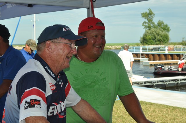 4F311E69-14CF-4521-927A-97B13E6EB66F