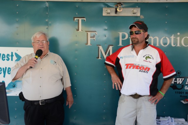 4F577C2F-8C62-4362-BE15-B0F3965E34DC