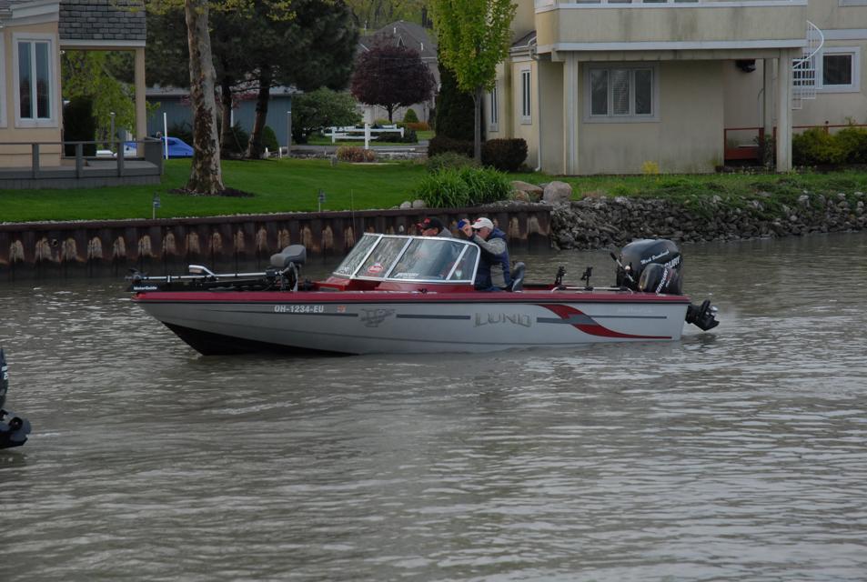 4F587E67-5A7B-40C6-9C10-96E61FE67266