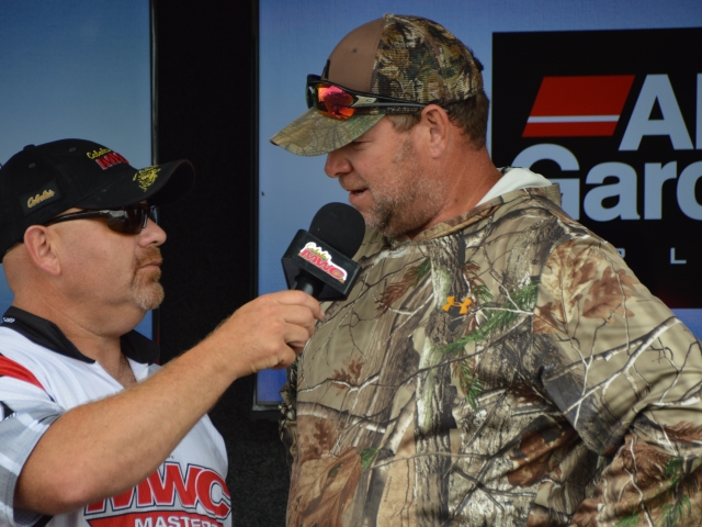 4FD854B5-B822-4300-8A67-CD47DDDC971F