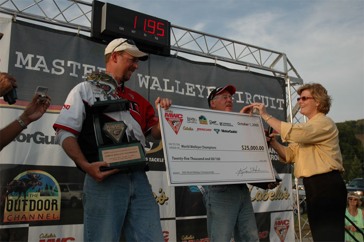 4FF84228-1C76-4C5E-A8A5-79D64ED0B0E3