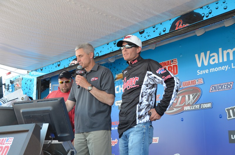 2CB09B65-5085-40A7-8748-EA0AEA88BFD9