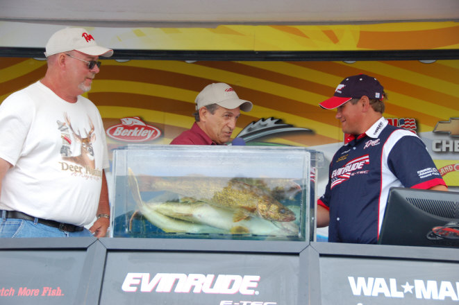 15B739F5-0714-443D-A710-90466DD5E437