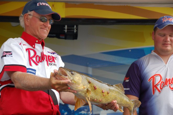 A9CA7A14-BC58-4AA5-A417-1481B52AC654