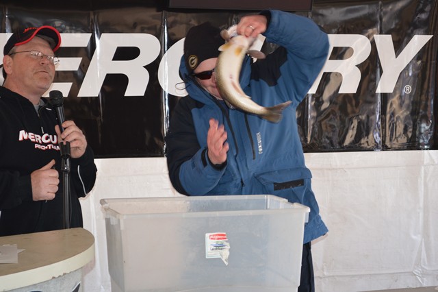 8DB7A838-765D-497F-9D50-3A8DFF1742DE