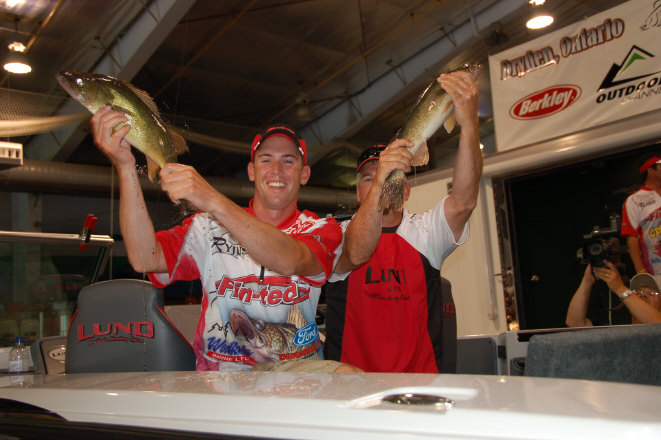 3AB33F23-28B4-47EE-B866-028C2B621C1D