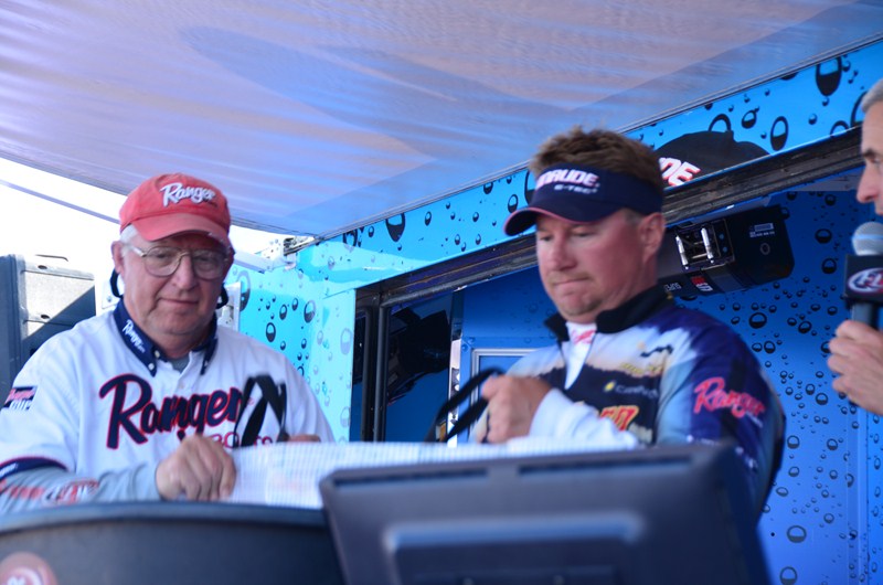 7A5A41C7-1F25-4DD9-8027-BF2DEFA475F6