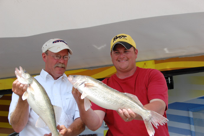 503FCCDB-4644-40FE-BFD4-5D98F378921C