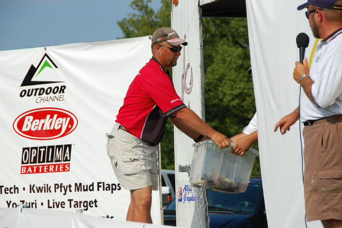 50B1623D-9F17-408B-AF1F-45B144770FEA