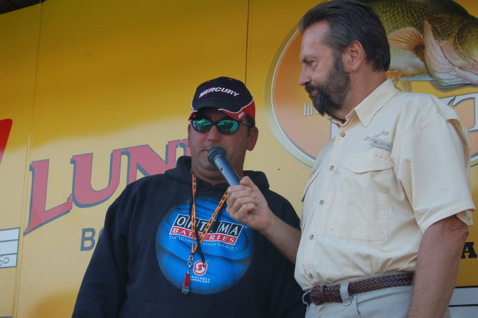 50C56666-7364-415B-8494-EF6D2EF29B49