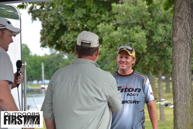 50E2E840-FC13-42CF-ABA7-4DAC1F69678F