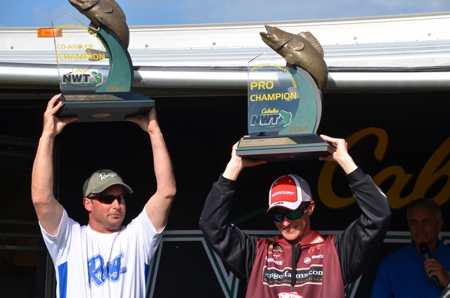 50F84EBE-2820-4844-AFE4-001744E500F6