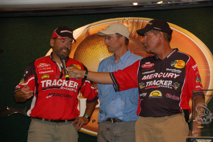 50FDF237-5454-4A5C-87C6-60380591EFE4