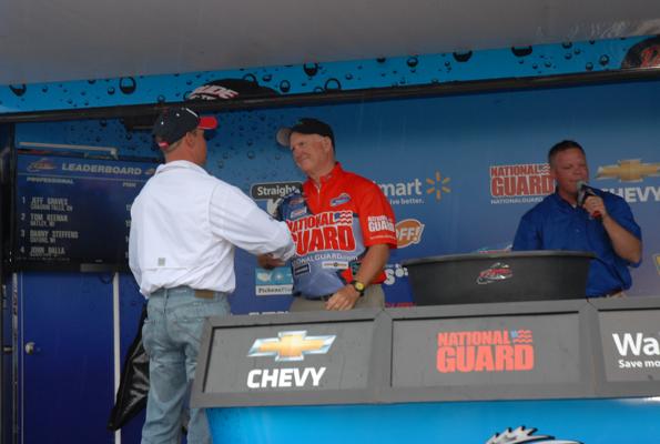 512E75F7-A301-41E4-A65B-1951AC4BACA9