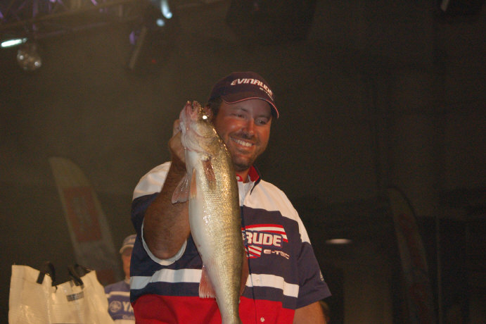 51526BEC-0A69-4D5A-9173-4C987C328103