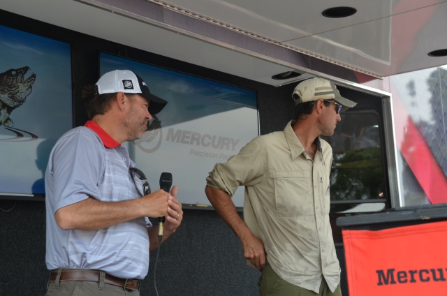 5176CD2E-5A5A-4260-A153-8FDFF3B938B9