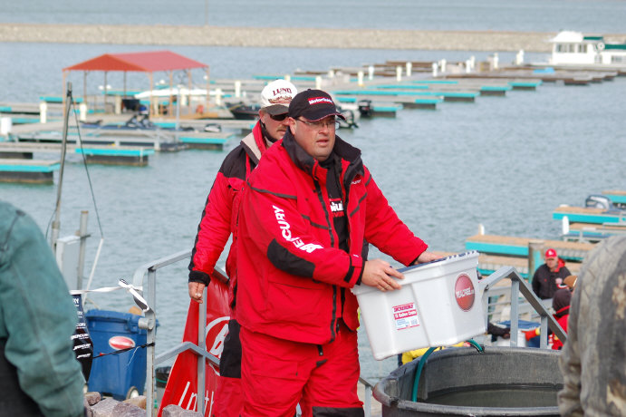 51EAB4E5-EEF6-4DBB-B281-46C71AA8644D