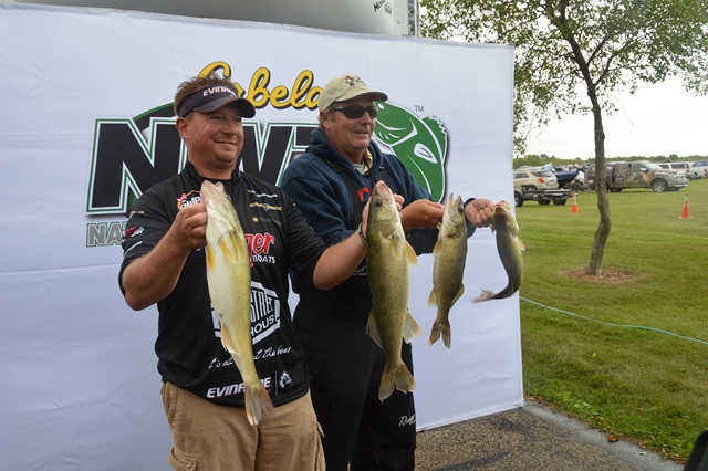 520E4D1B-102E-4C25-8C43-8122AA31FE77