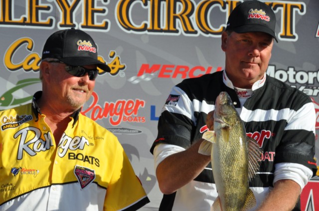 5237E802-7A3C-42F0-8F76-91162CC6D8C1