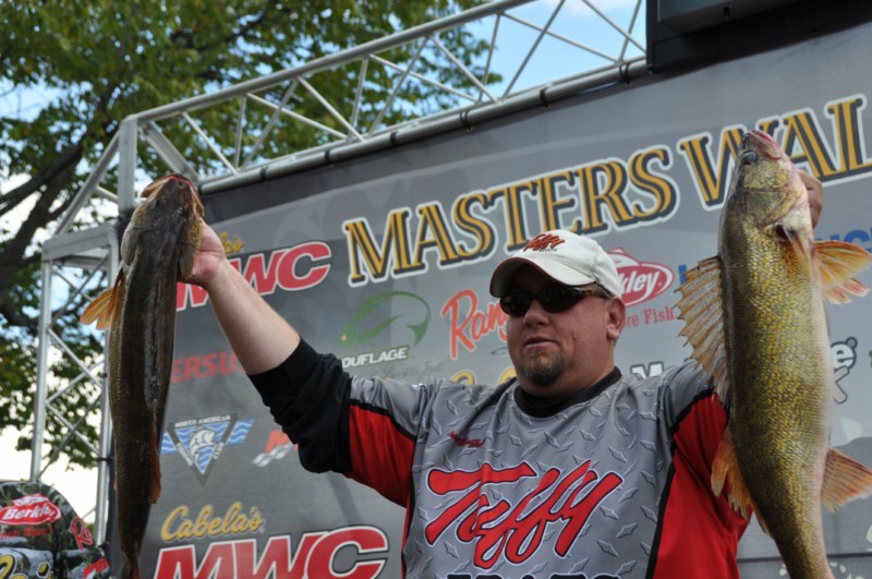 5277CF0B-7711-42F4-9102-33AB14BC8428