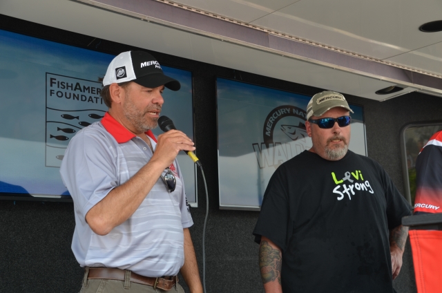 52B9E16B-A782-467B-A83B-EAB49826CF1D