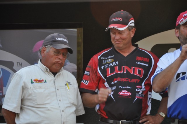 53000FA1-F99E-4F56-BAA8-F9B0C5E4835E