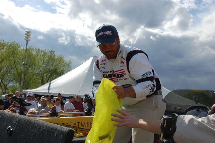 53535EC3-F177-45F3-9500-B44C5AB6B990