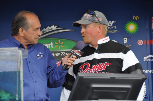 53DE83AB-BB6C-453B-8B04-548DD611B351