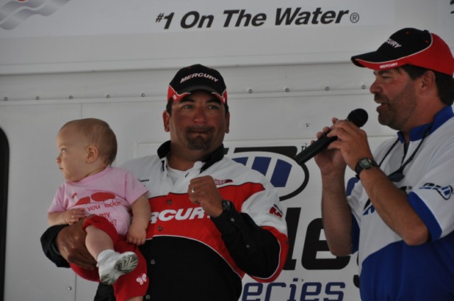 53E3BD44-3502-4B32-90AB-8B070F6529B2