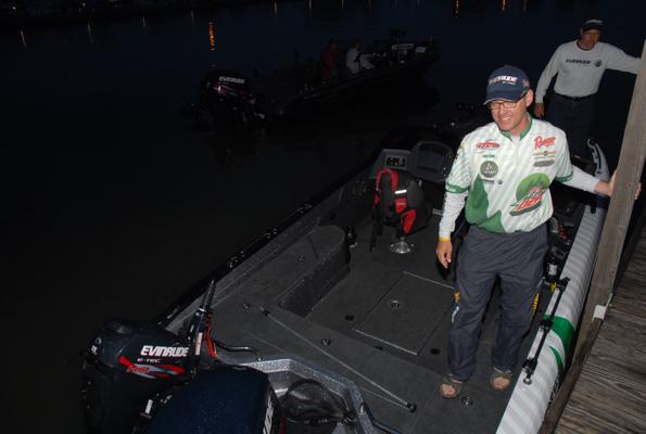 54026E29-CF3F-4411-B947-8115493FA0EF