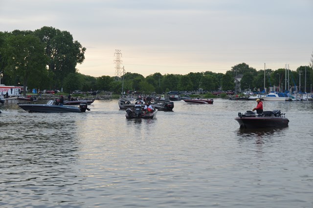 54118D82-DE7E-4702-93E7-7D1357EF0019