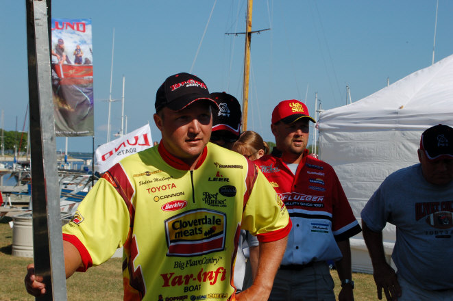 54125E09-526C-4ACC-A664-98327D85FB51