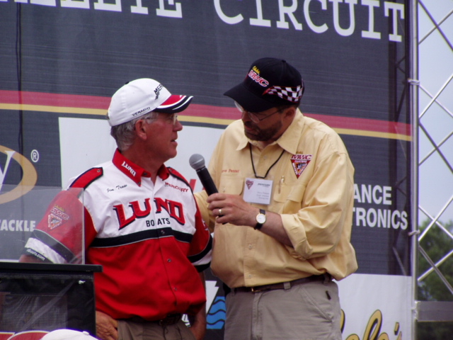 542C8FD5-BEE3-426F-951B-7964FF85D763