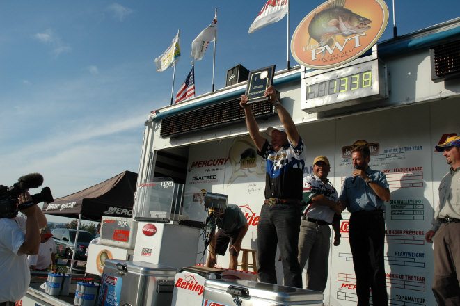 545EBBBF-8C65-48B8-B646-55673D37EC61