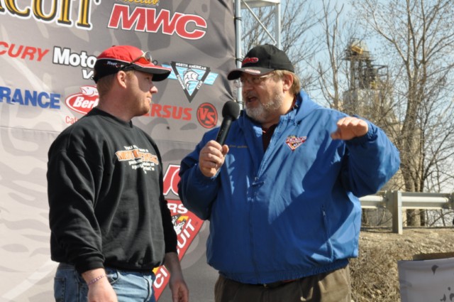 54866C38-8C5E-4DFF-BD56-46F80F1A2A86