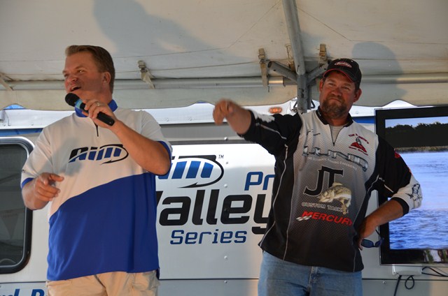 54B6C676-094E-4AED-B53C-99D33739A05A