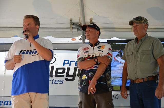 54B83879-9B08-453B-9D07-29A6D13855CE