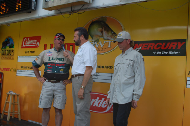 54CBE3A5-D3B0-469C-9E12-F65BA68C2E33