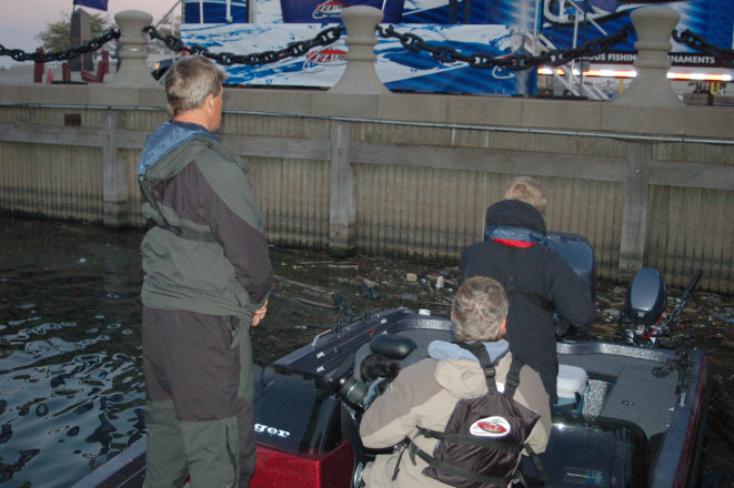 54CDAEC1-9CBE-42FE-9D53-422B4BDE7D0D