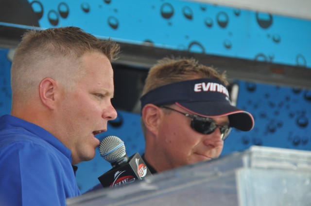 54D410E7-1D3C-42B9-A0FC-8C06771D3BF0