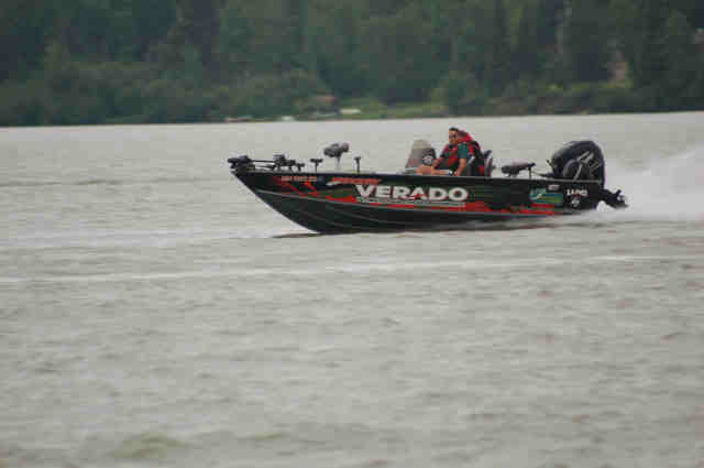 54D9828D-C3EA-48F5-9929-EB41275BDF20