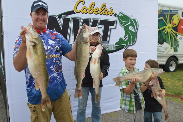 54DF26C8-0F2E-4229-93D4-85142195D271