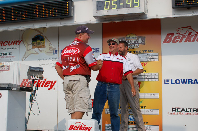 54E23BCA-522B-4C26-829D-CA2A19DCA29B